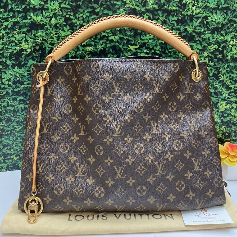 ❤️‍🩹SOLD❤️‍🩹 Louis Vuitton Artsy MM Monogram Shoulder Bag Tote Purse (CA0191)